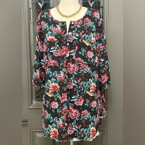 Fig and Flowers Floral Popover Tunic Blouse